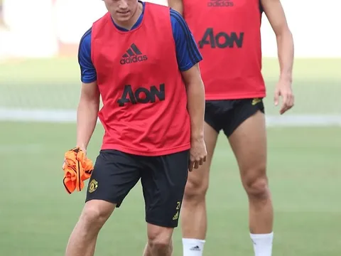 Ghi 2 bàn từ chấm phạt cố định, các sao U22 Việt Nam ghi điểm với thầy Park