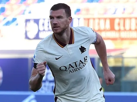 "Cú lừa" Edin Dzeko xuất hiện tại Man Utd