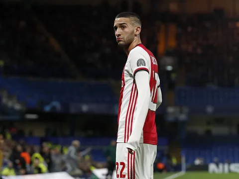 Đạt thỏa thuận miệng, Chelsea đón Ziyech vào mùa hè