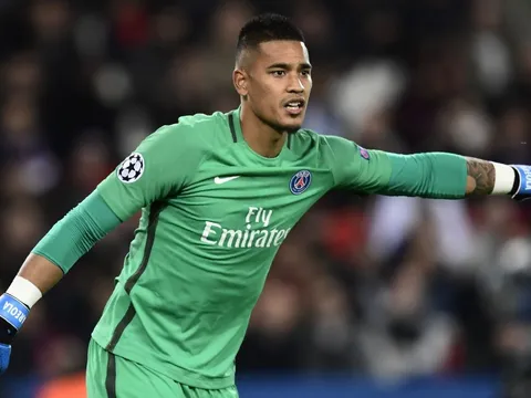 Real ra phán quyết cho "kẻ đóng thế" Courtois