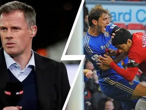 6 năm trước, vết cắn của Suarez đã ảnh hưởng đến cả cuộc đua vô địch