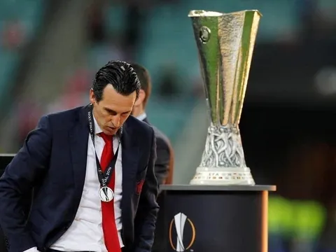 'Arsenal đã lao dốc trong hai năm trước khi tôi đến'