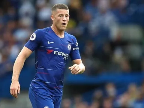 Vừa sắm vai ''tội đồ'', sao Chelsea đã mạnh miệng thách thức The Kop