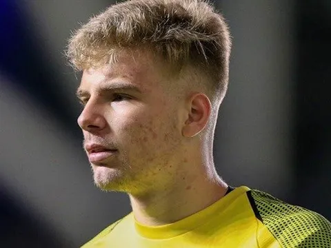 Đón thêm hung tin, 'khung gỗ' Liverpool rơi vào khủng hoảng