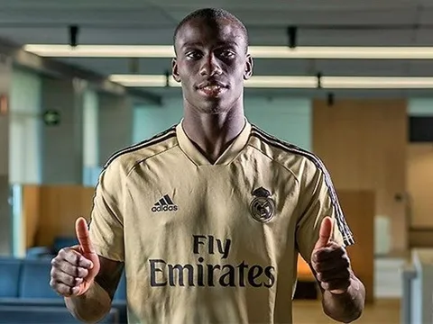 Ian Wright ca ngợi 3 cầu thủ Arsenal sau chiến thắng trước Leicester City