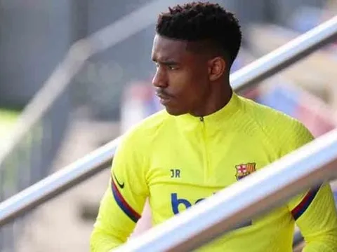 'Hy sinh' Bellerin, Arsenal thâu tóm "cơn lốc" của Barcelona