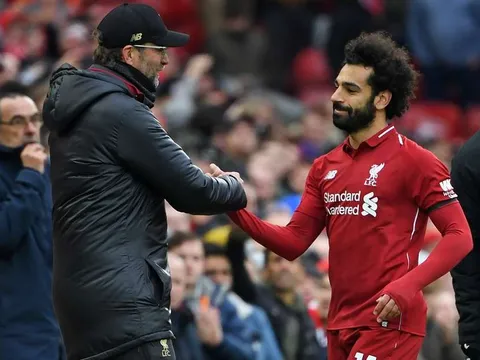 Thủ tục đặc biệt giữa Salah và Klopp trước mỗi trận đấu