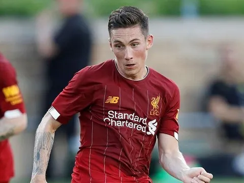 Klopp thay đổi lập trường, 'tiểu Torres' sắp tới bờ biển phía Nam