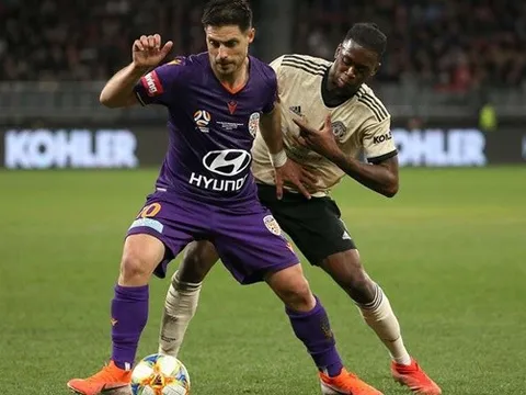 NHM Man Utd dậy sóng: 4/4 tắc bóng thành công, anh ta là quái vật!