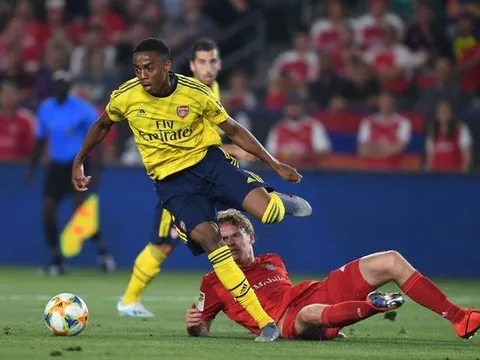 Fan Arsenal phấn khích vì sao trẻ: "Cậu ấy khá giống Iniesta"