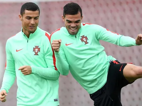 Ronaldo bán biệt thự cho Pepe với giá 'hữu nghị' 2,3 triệu bảng