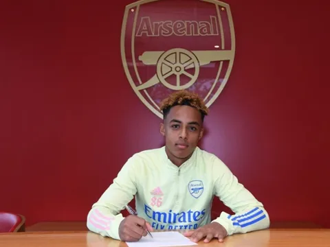 Gây ấn tượng, sao trẻ Arsenal chuẩn bị ra mắt đội 1