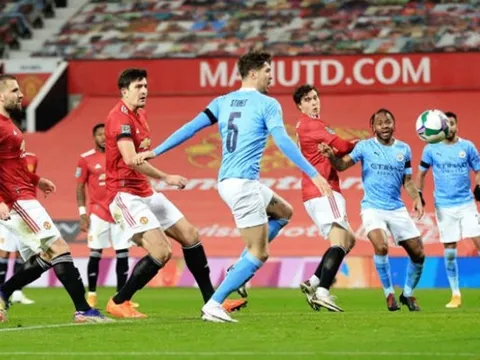 Guardiola đã chỉ ra 2 sai lầm chí tử của Man Utd