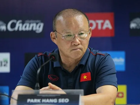 HLV Park Hang-seo khó chịu với phóng viên Thái Lan