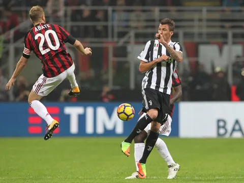 Khó tin: Hai cựu sao Milan và Juventus từ chối 'núi tiền' của Qatar