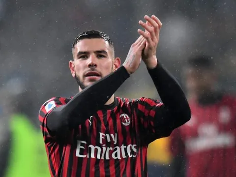 AC Milan ra giá ít nhất 50 triệu euro cho 'hàng thừa' Real