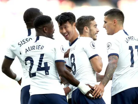 'Ác mộng' Man Utd phản lưới nhà, Tottenham đại thắng derby London