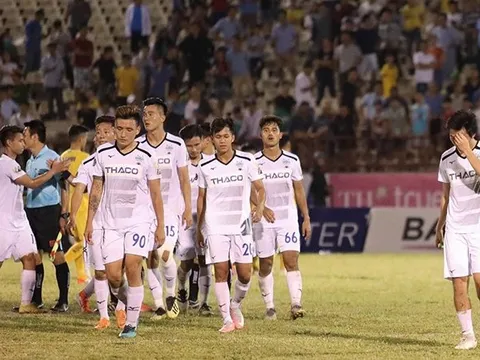 Sếp lớn HAGL: Chúng tôi sẽ tự cứu lấy bản thân mình