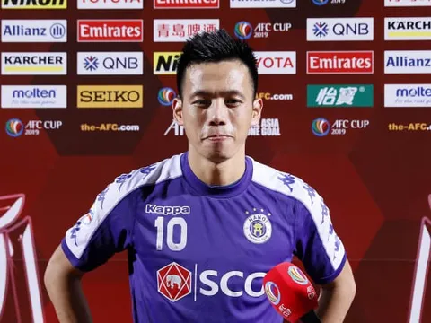Trang chủ AFC: Văn Quyết - người hùng mang chiến thắng tặng NHM Hà Nội