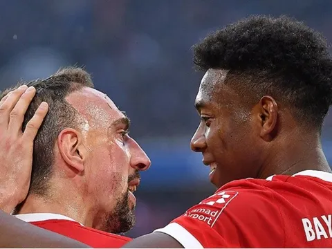 Alaba: "Tôi nợ anh ta rất nhiều, một trong những người quan trọng nhất sự nghiệp tôi"