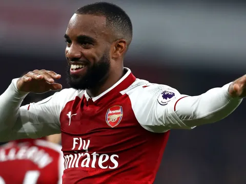 XONG! Alexandre Lacazette lên tiếng chốt tương lai tại Arsenal