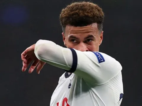 Mourinho bị chửi điên vì nhất quyết không dùng Dele Alli