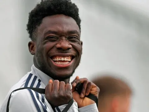 "Ngọc báu" Bayern thừa nhận muốn trở thành diễn viên