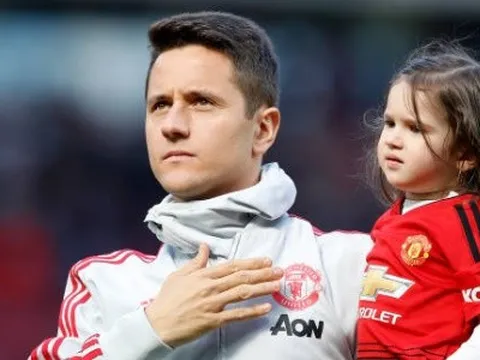 Ra mắt PSG chói sáng, Herrera lên tiếng nghẹn lòng về Man Utd