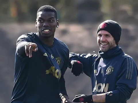 'Anh cả' của M.U: 'Thật hèn nhát khi họ dùng cách đó'