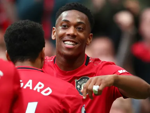 Martial đứng trước cơ hội san bằng kỷ lục của các huyền thoại M.U