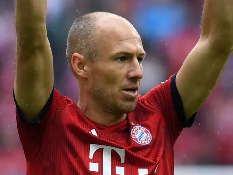 Arjen Robben gia nhập ban huấn luyện của Bayern