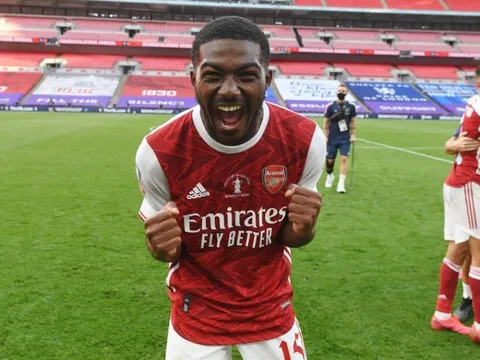 Phủ quyết Arteta, BLĐ Arsenal thẳng tay rao bán 'gà nhà'