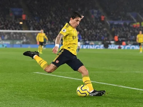 Arsenal chào hàng, PSG muốn thâu tóm "cơn lốc cánh phải"