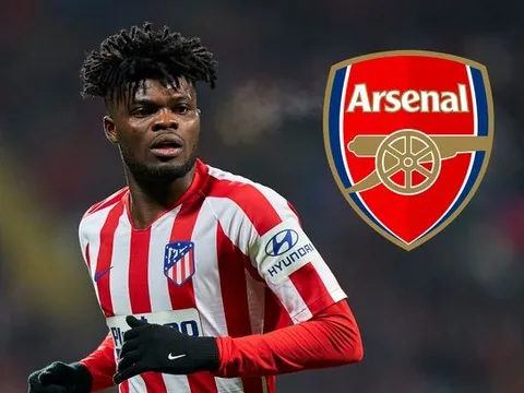 "Arsenal đang đàm phán với con trai tôi"