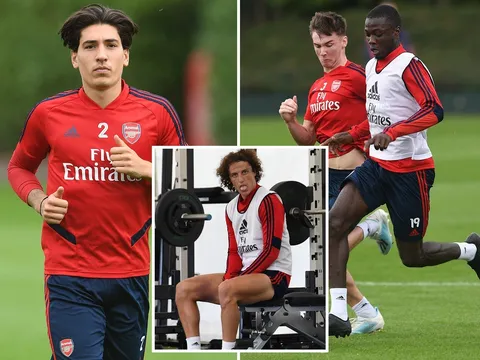 XONG! "Vua tốc độ" của Arsenal không đá chính trận gặp Man Utd