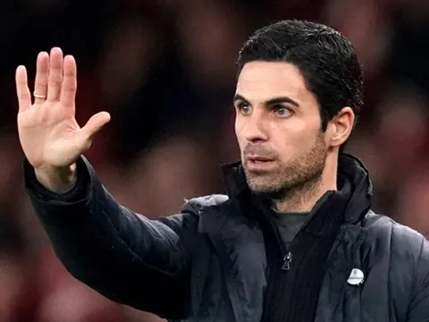 Arsenal cách mạng rầm rộ, lộ 6 'vật tế thần' cho công cuộc phục hưng