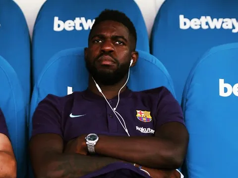 "Arsenal? Xin lỗi nhưng tôi vẫn ở lại Barcelona"