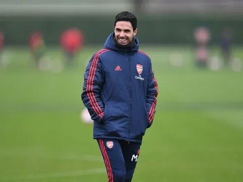 Arteta: "Tôi muốn có 2 người đó trong đội hình"