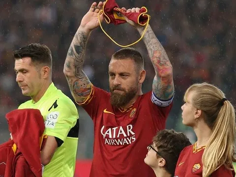 AS Roma chuẩn bị đón 'huyền thoại 19 năm' về làm việc