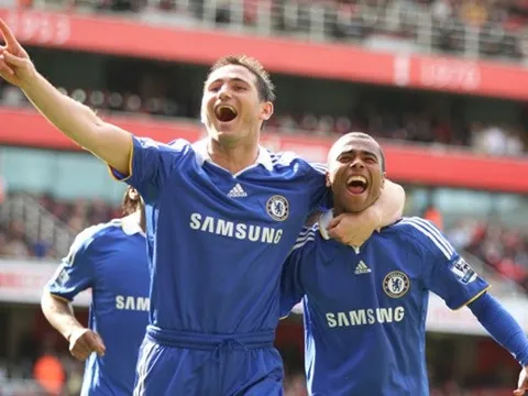 Ashley Cole: "Các cầu thủ sẽ thi đấu khởi sắc trong năm nay"