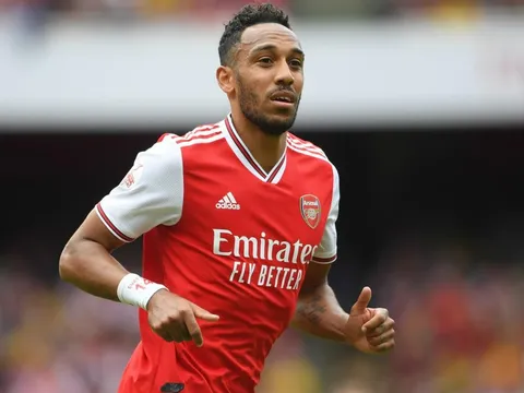Aubameyang tự dằn vặt, huyền thoại Arsenal gửi lời ‘từ tận đáy lòng’