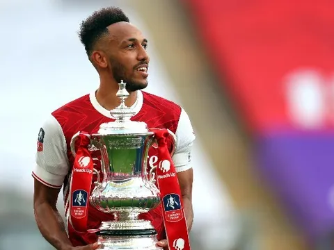 Aubameyang đồng ý ở lại Arsenal, với một điều kiện