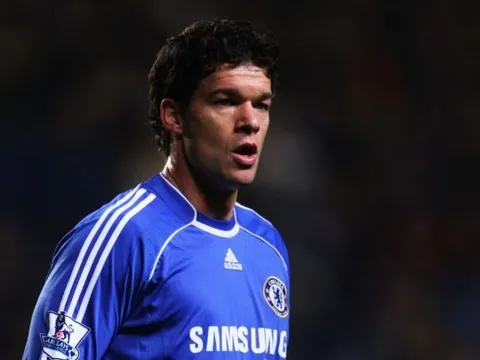 Ballack: "Đó là điều tôi tiếc nuối nhất ở Chelsea"
