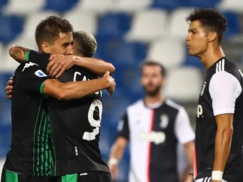 Ban bật như Barca, Sassuolo khiến hàng thủ Juventus "thót tim"