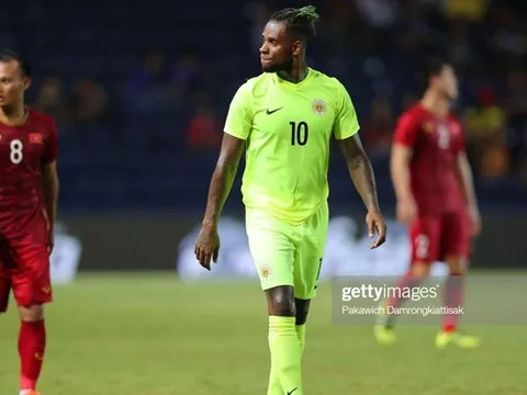 Bạn còn nhớ Leandro Bacuna, sao Premier League từng đánh bại Việt Nam ở King's Cup 2019?