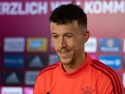 "Bạn không thể nói không khi một CLB như Bayern Munich liên hệ"