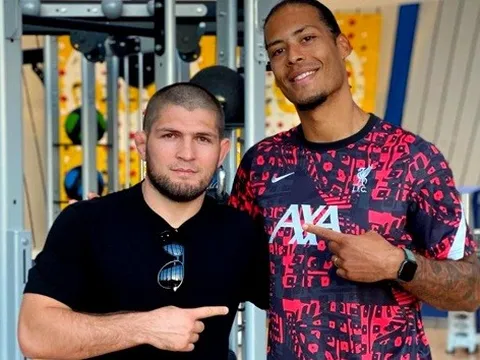 Bạn thân Ronaldo gặp Van Dijk ở Dubai