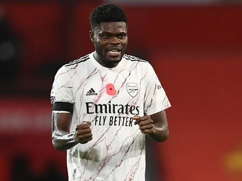 Bạn thân xác nhận, Thomas Partey sắp có đối tác “cực chất”