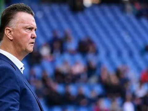 Báo Hà Lan: Van Gaal vui vẻ trở lại làm HLV đội tuyển