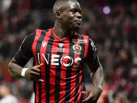 Bắt đầu đàm phán, Arsenal sắp có trung vệ tài năng của Ligue 1 với giá 0 đồng